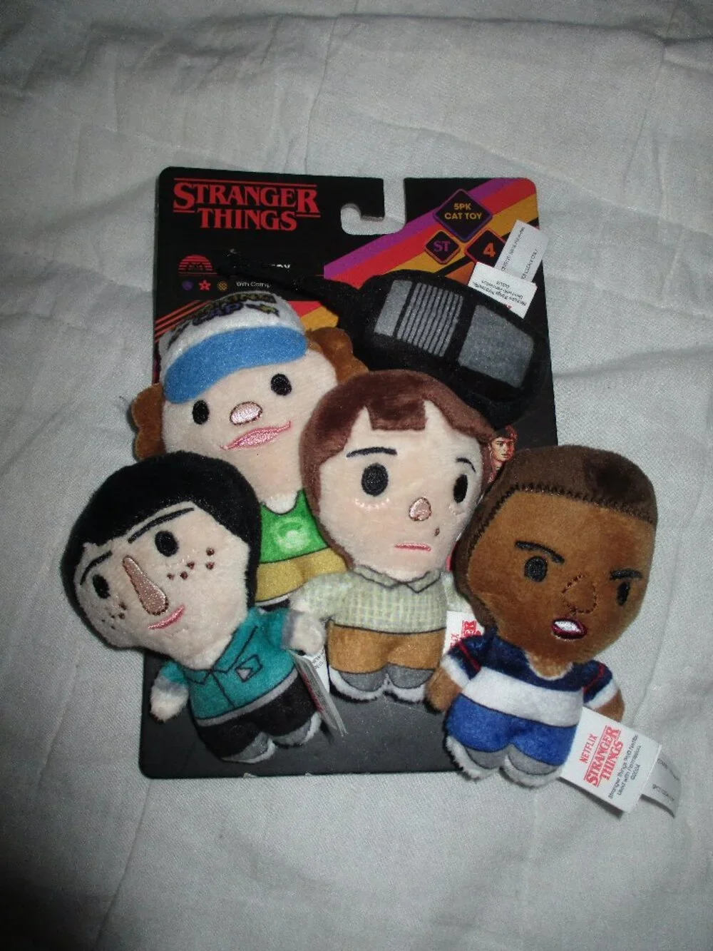 Stranger Things Demogorgon Cat bed, catnip toy Crinkle kitten + plush toys NWT